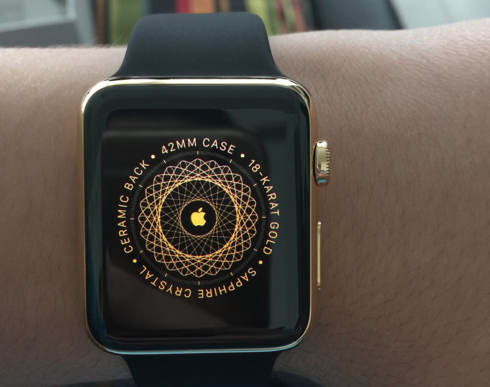 Gold Apple Watch Edition - Turn on