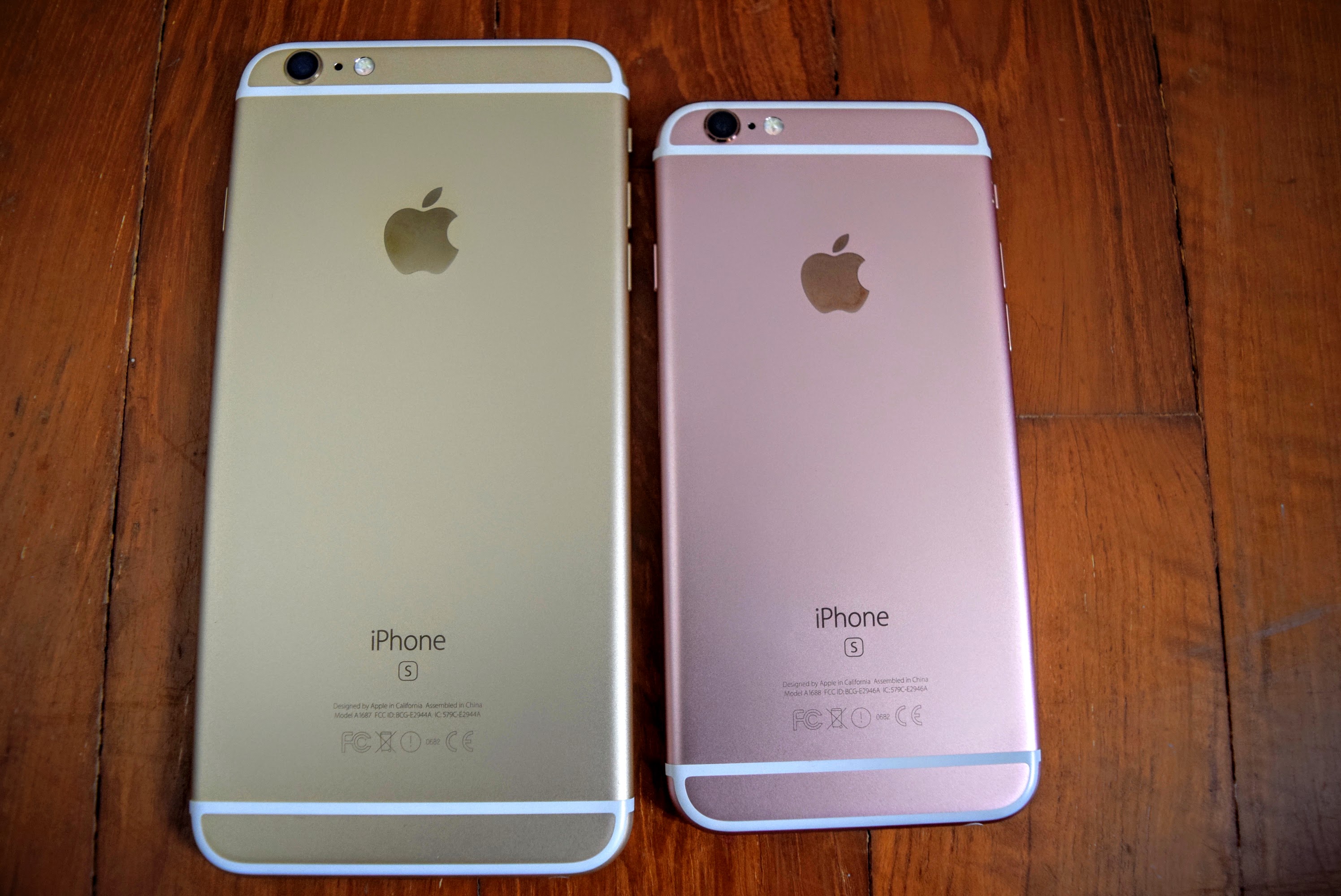 iPhone 6s Plus unboxing photos