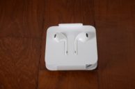 iPhone 7 unboxing - EarPods