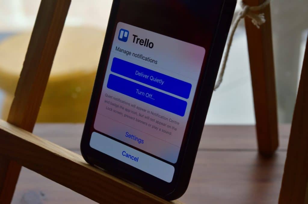 iOS 12 Manage Notifications From Lock Screen
