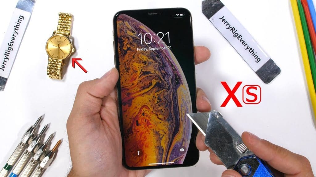 iPhone XS Max Bend Test