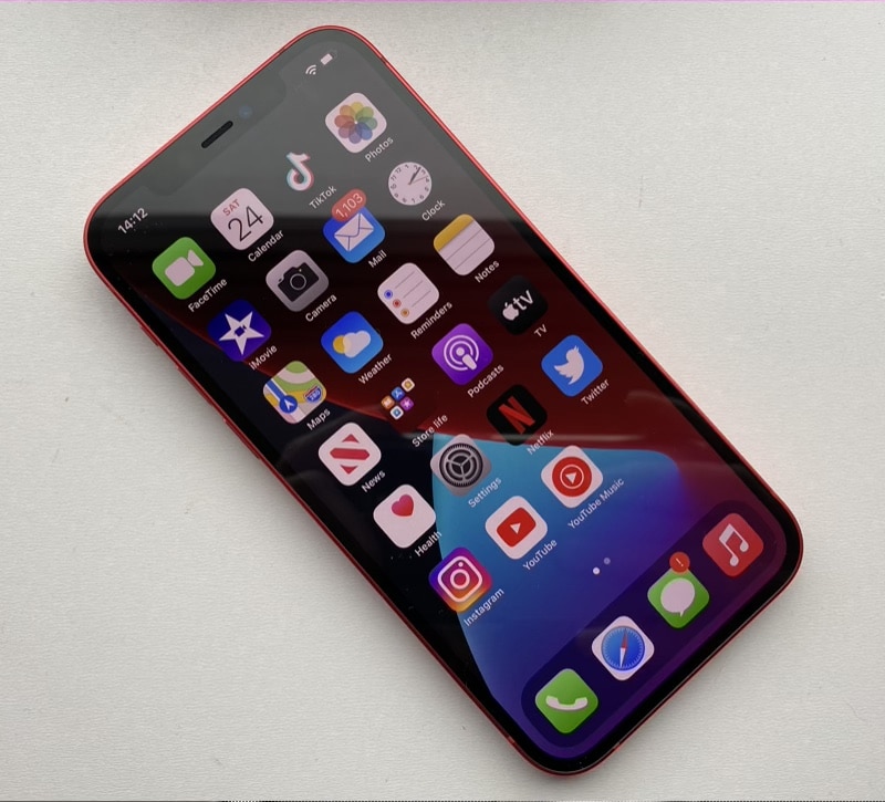 iPhone 12 front