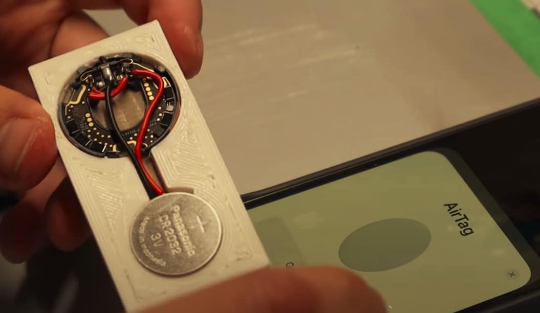 Video: This Clever Hack Turns AirTag into a Thin Card for Your Wallet