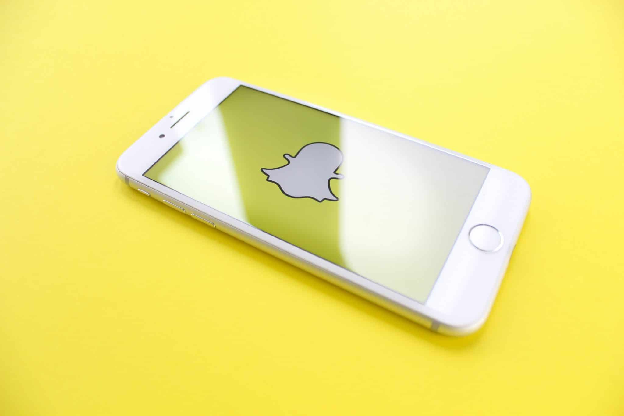 Snapchat on iPhone Dark Mode