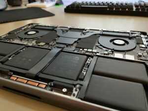 14-inch MacBook Pro teardown