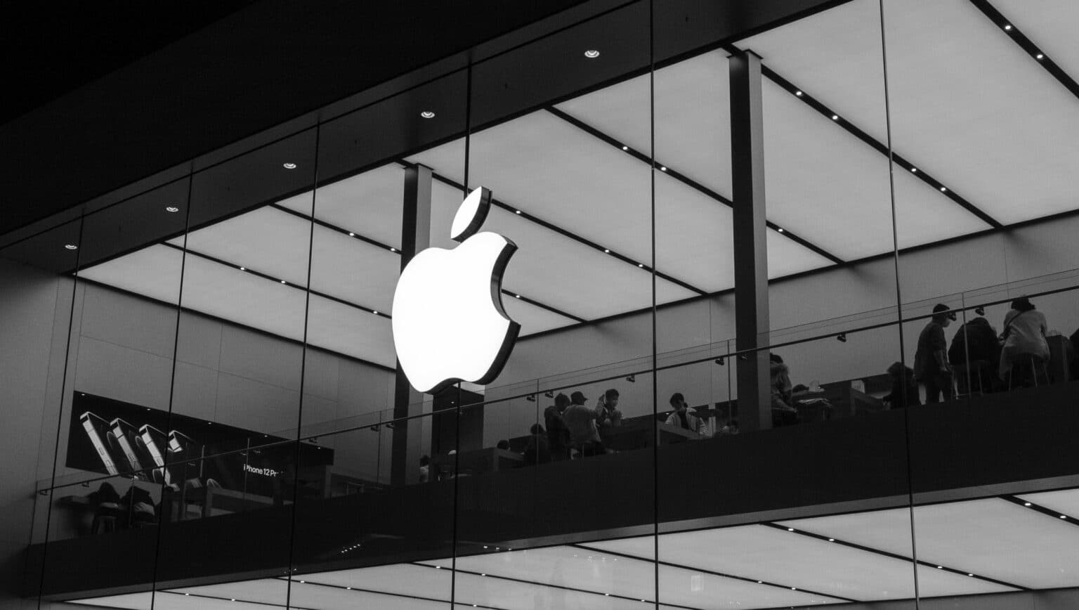 Apple Will Start Sourcing Chips From the US in 2024