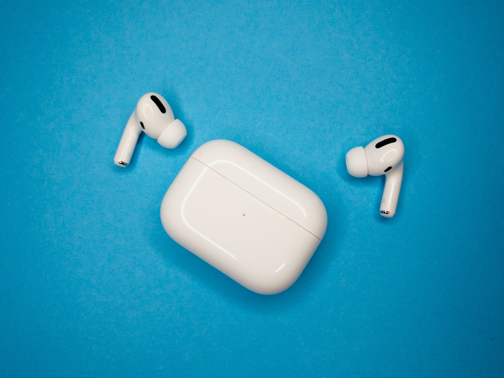 Apple Reportedly Working on Budget-Friendly AirPods Lite